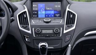 Dongfeng AX7